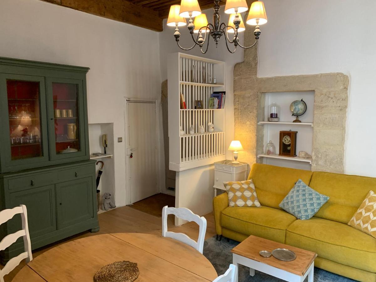 Appartement De Charme Dans Le Coeur Historique D'Uzes Exterior photo